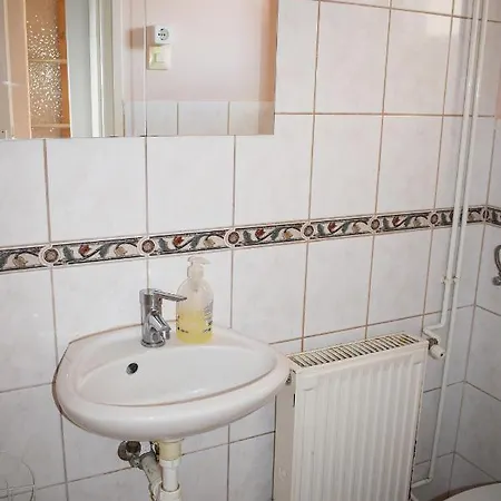 Borbaratok Vendeghaz 3*
